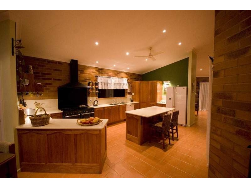 133 Cooks Road, Childers QLD 4660