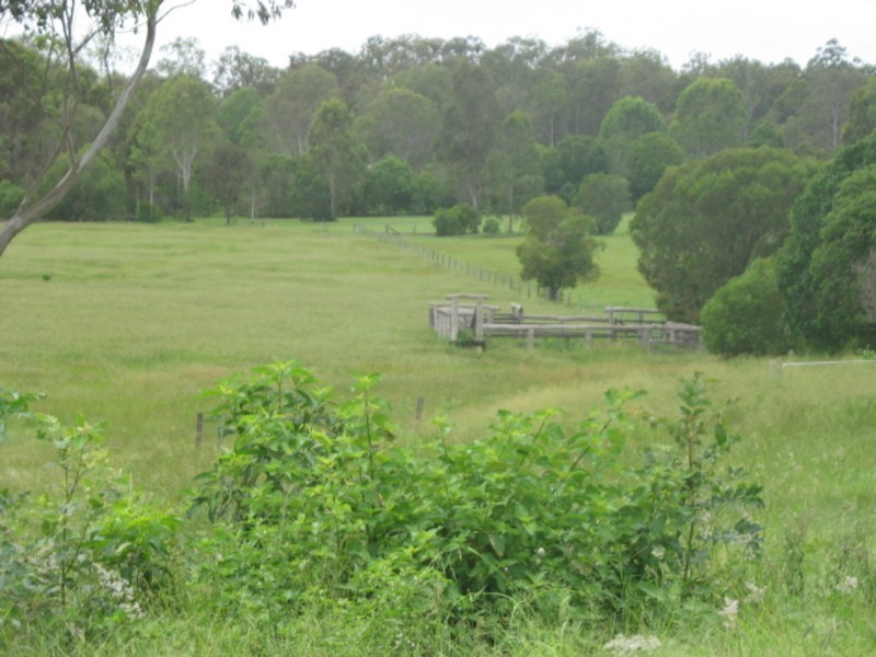 133 Cooks Road, Childers QLD 4660