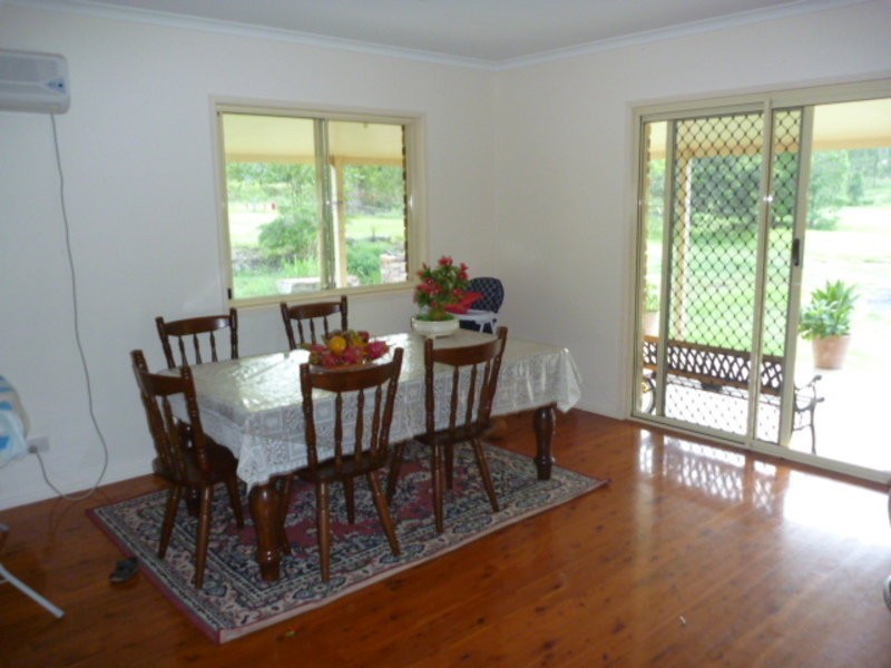 220 Rainbows Road, Childers QLD 4660