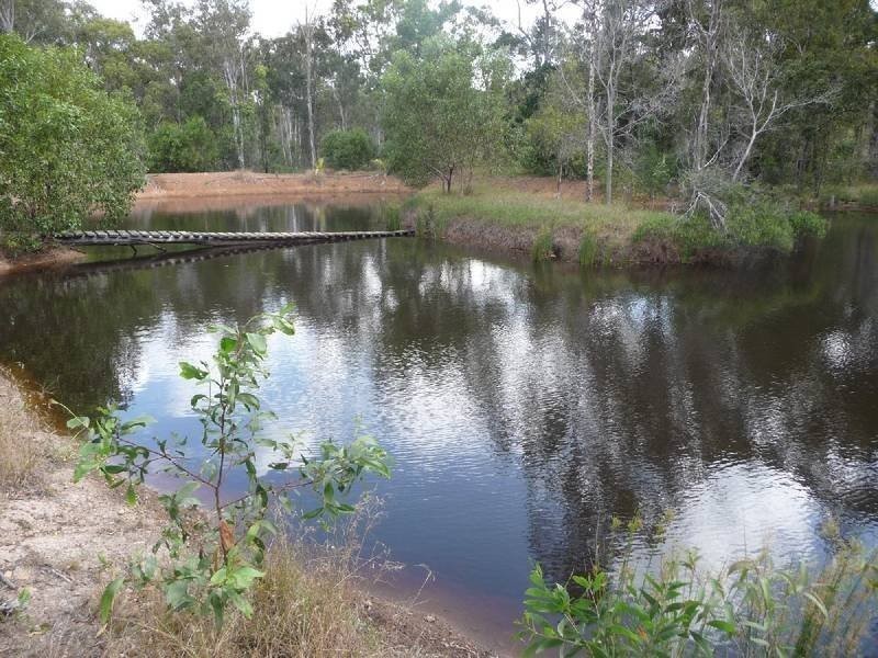 220 Rainbows Road, Childers QLD 4660