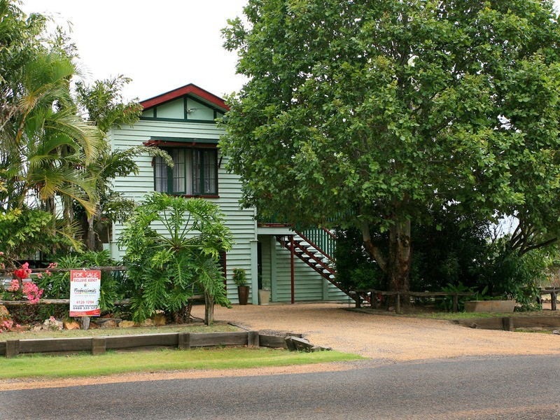 7 Christensen Street, Cordalba QLD 4660