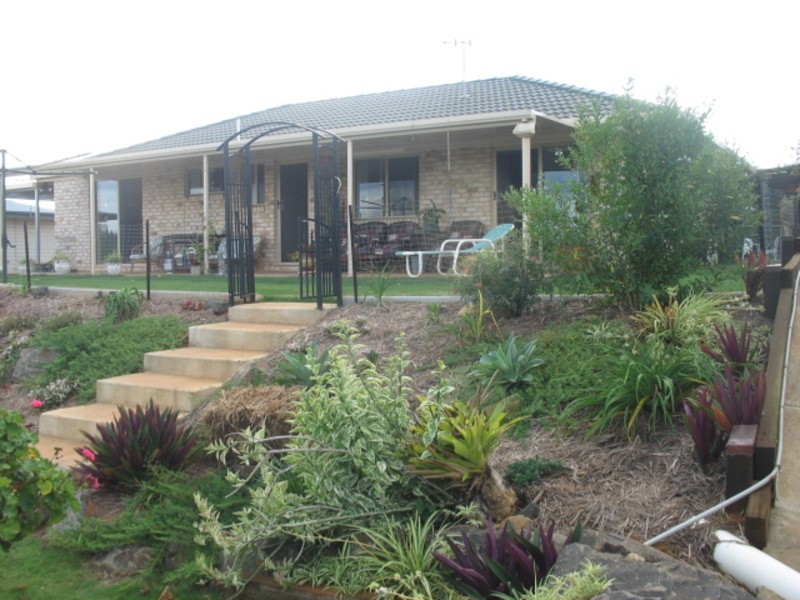5 Well Line Street, Childers QLD 4660