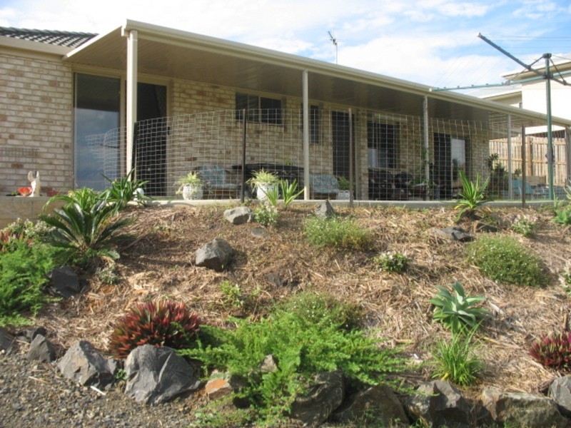 5 Well Line Street, Childers QLD 4660