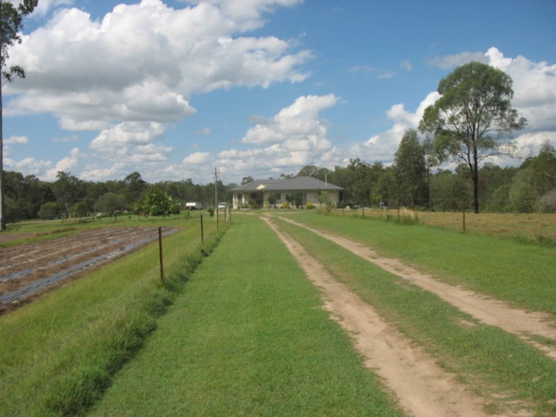 265 Bunns Road, Apple Tree Creek QLD 4660