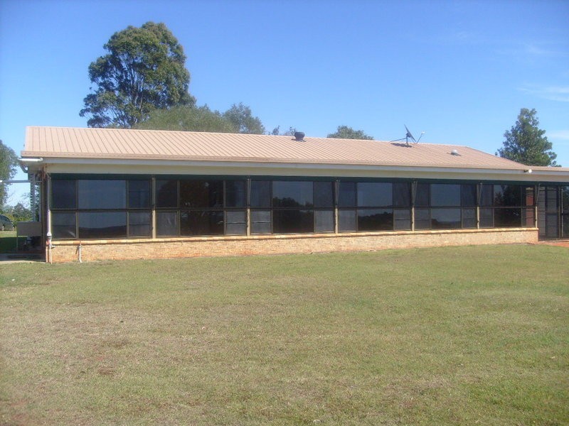 20 Old Creek Road, Childers QLD 4660