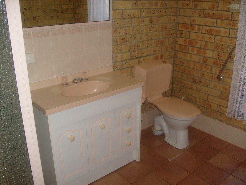 20 Old Creek Road, Childers QLD 4660