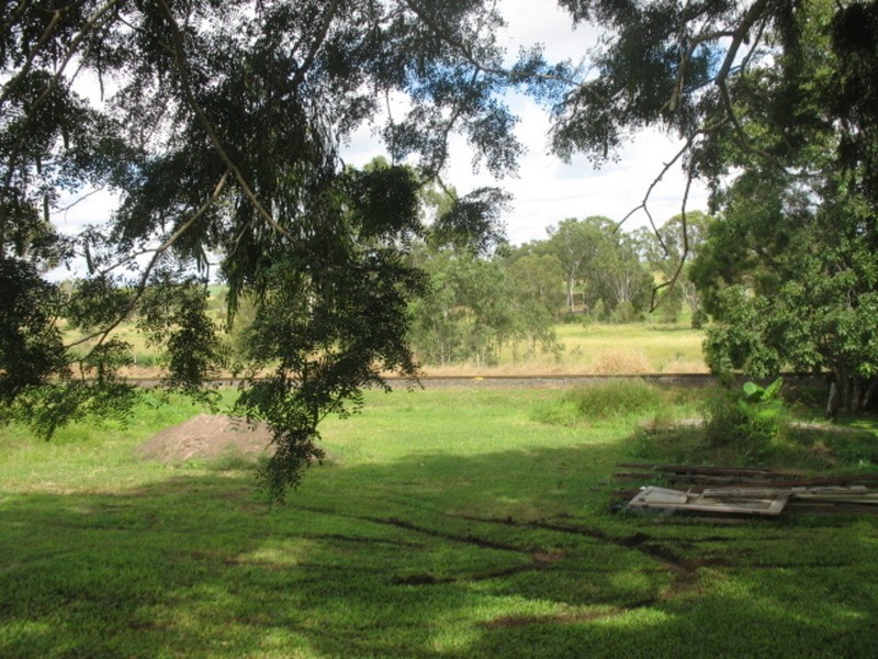 21 Queen Street, Cordalba QLD 4660