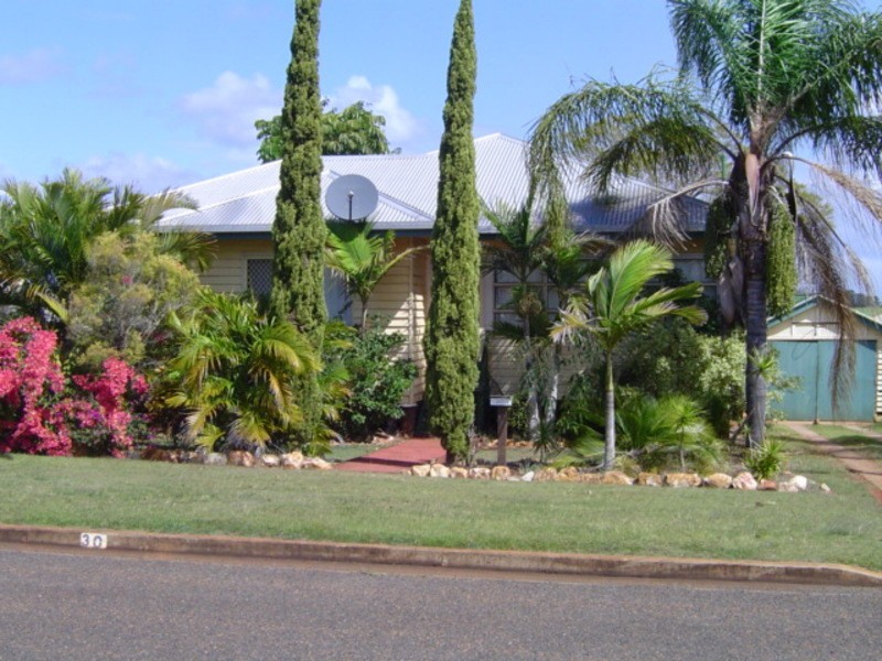 30 Churchill Street, Childers QLD 4660