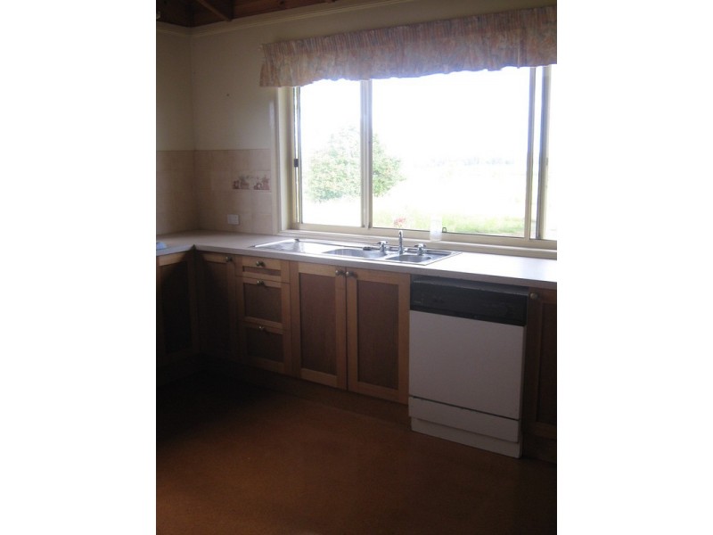 28282 Bruce Highway, Childers QLD 4660