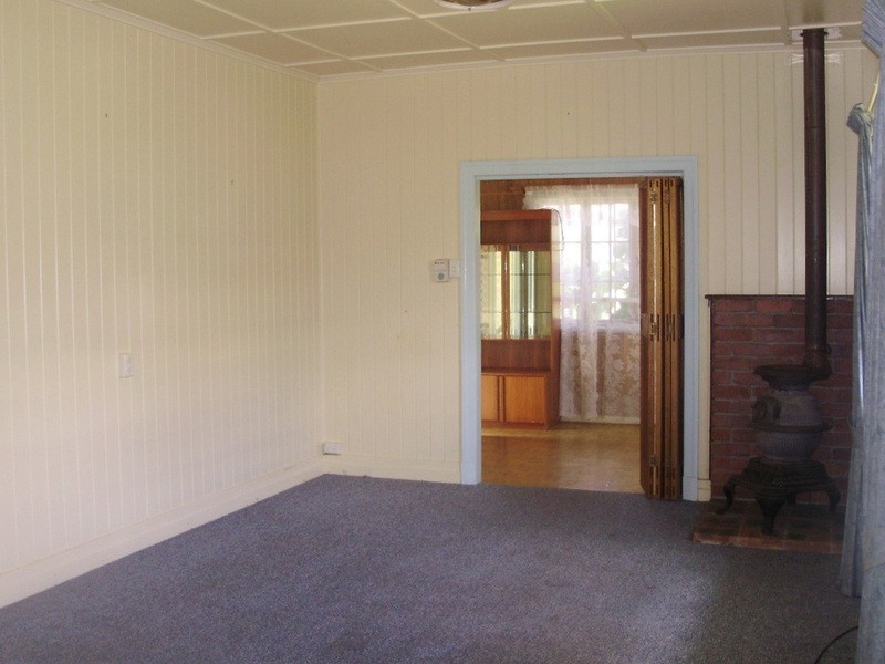 19 West Street, Childers QLD 4660