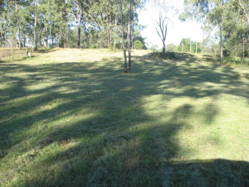 18 Wallace Street, Apple Tree Creek QLD 4660