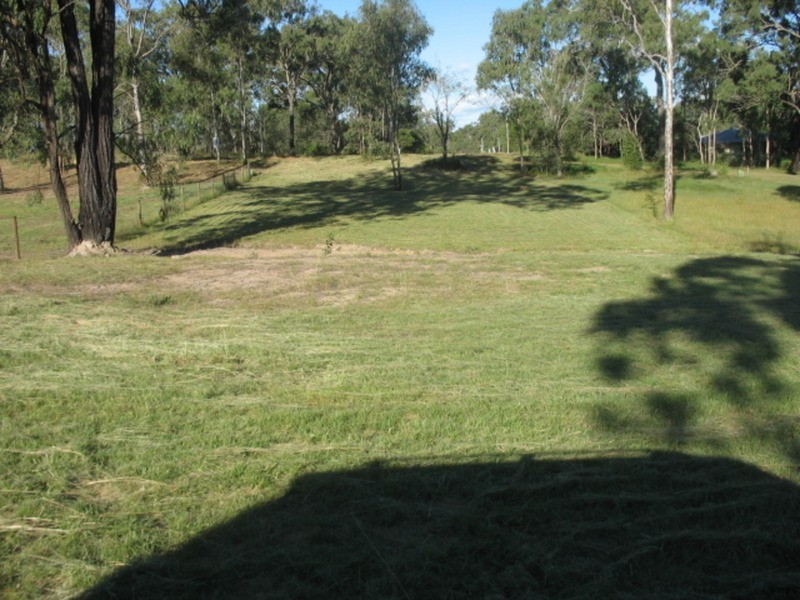 18 Wallace Street, Apple Tree Creek QLD 4660