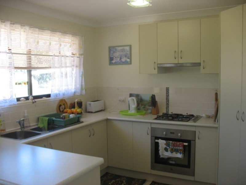 1 Cockatoo Court, Apple Tree Creek QLD 4660