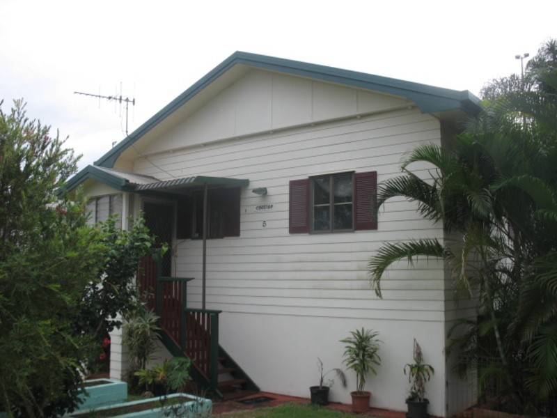 5 Pizzey Street, Childers QLD 4660