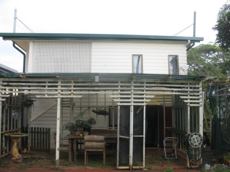 5 Pizzey Street, Childers QLD 4660