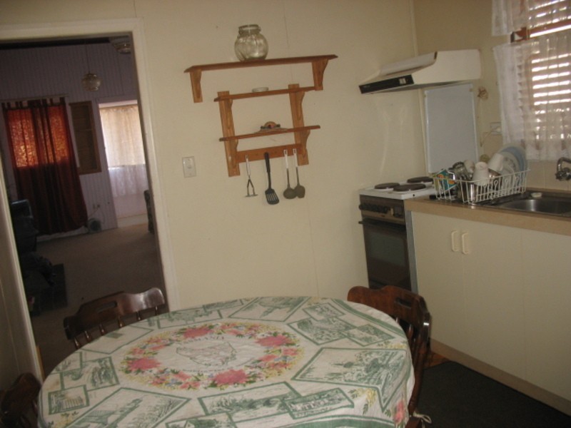 5 Pizzey Street, Childers QLD 4660