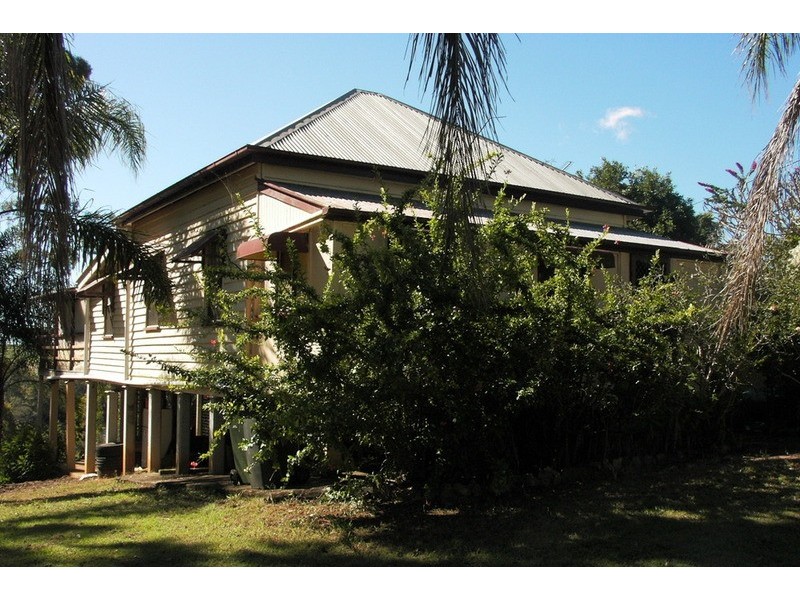 238 Old Creek Road, Childers QLD 4660