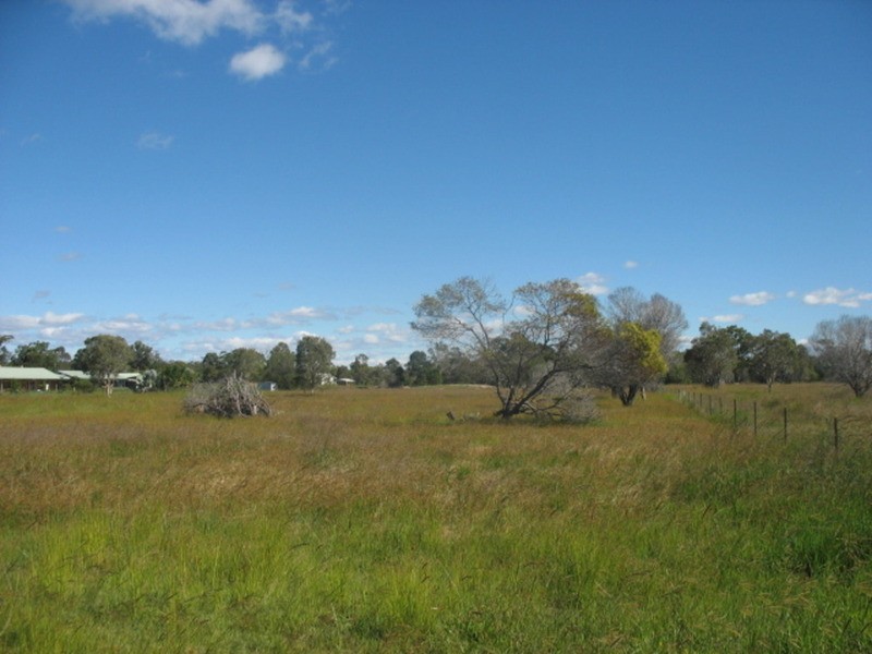 8 River Drive, Buxton QLD 4660