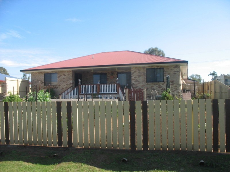 16 Watkins Street, Buxton QLD 4660