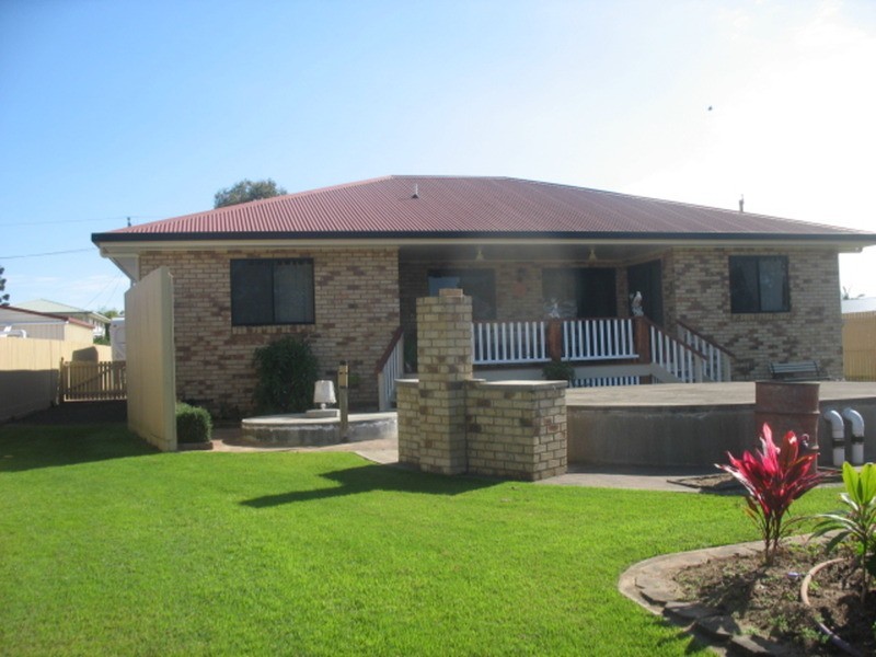 16 Watkins Street, Buxton QLD 4660