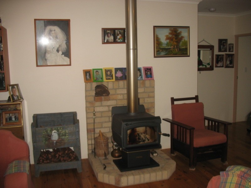 16 Watkins Street, Buxton QLD 4660