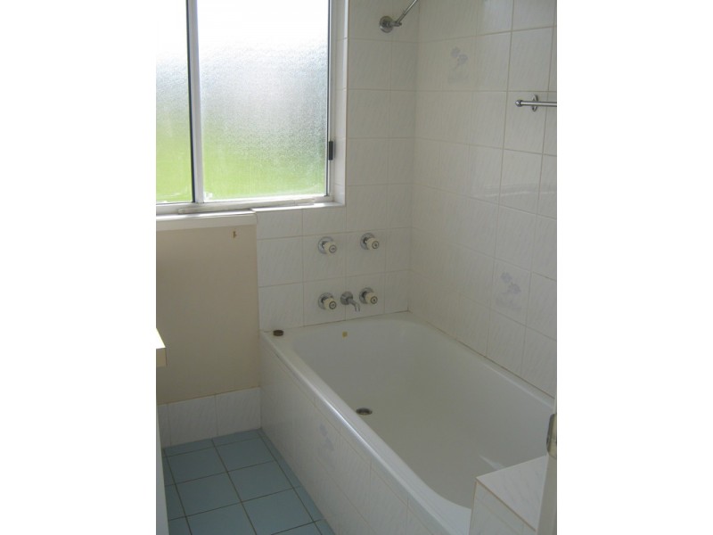 24 Travis Street, Buxton QLD 4660