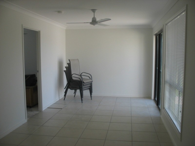 14 Hull Street, Buxton QLD 4660