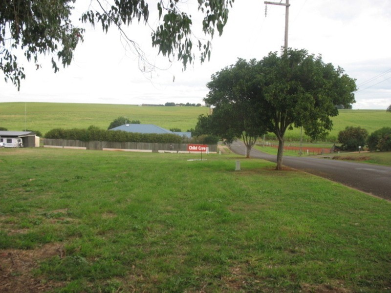 17 Taylor Street, Childers QLD 4660