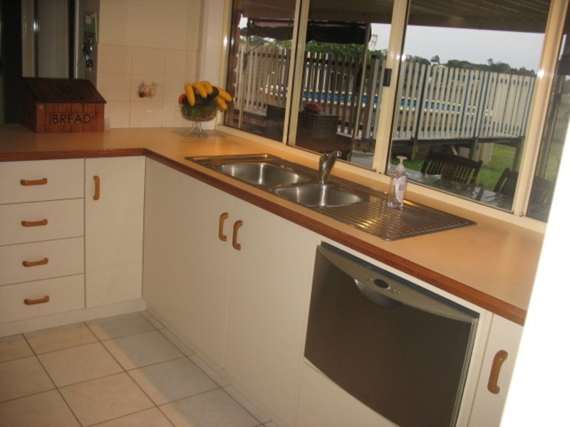 43 Broadhurst Street, Childers QLD 4660