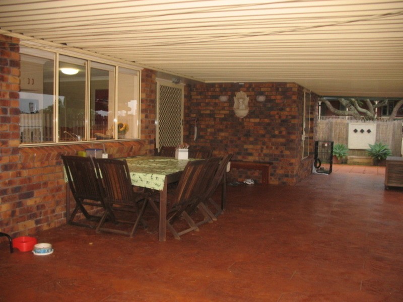 43 Broadhurst Street, Childers QLD 4660