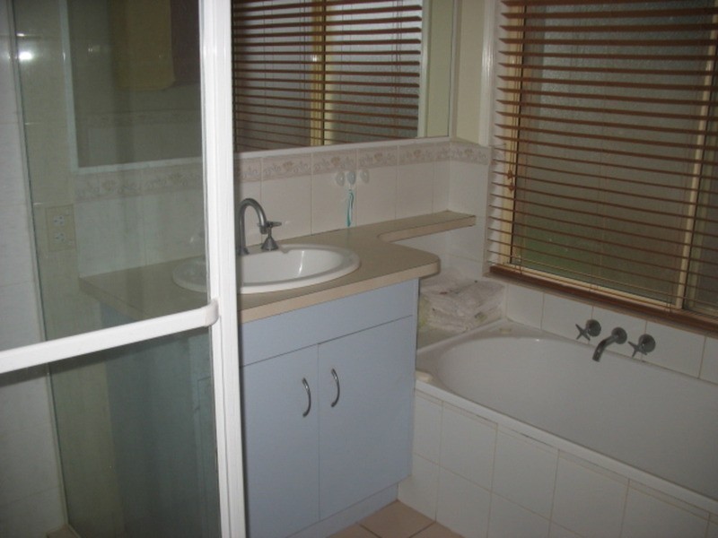 43 Broadhurst Street, Childers QLD 4660