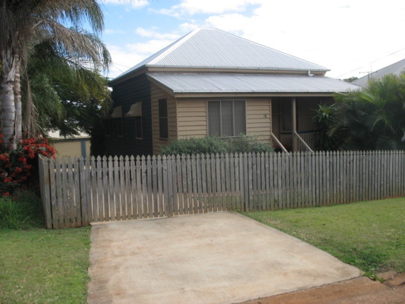18 Ridgway Street, Childers QLD 4660