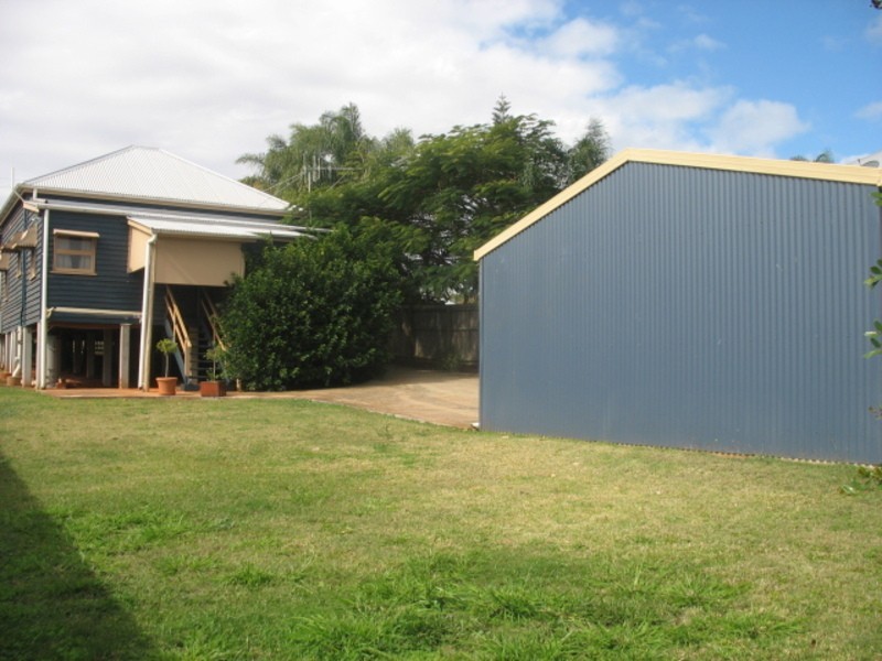 18 Ridgway Street, Childers QLD 4660