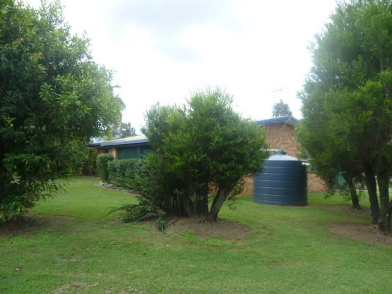 10 Lister Street, Apple Tree Creek QLD 4660