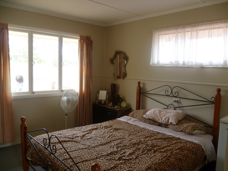 68 Edward Street, Biggenden QLD 4621