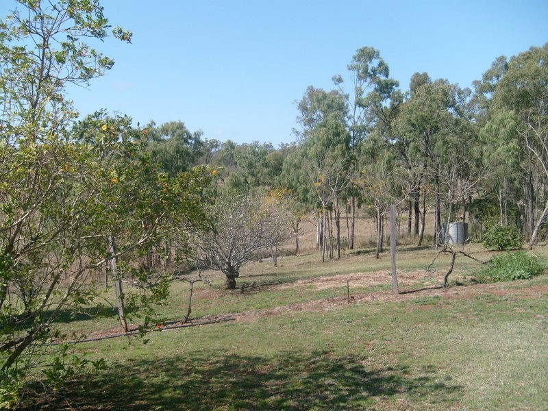 8049 Isis Highway, Dallarnil QLD 4621