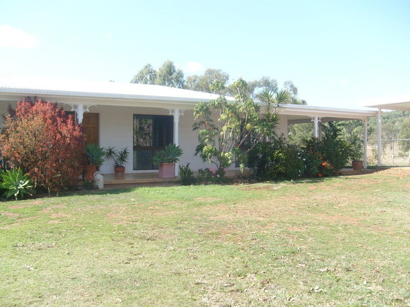8049 Isis Highway, Dallarnil QLD 4621