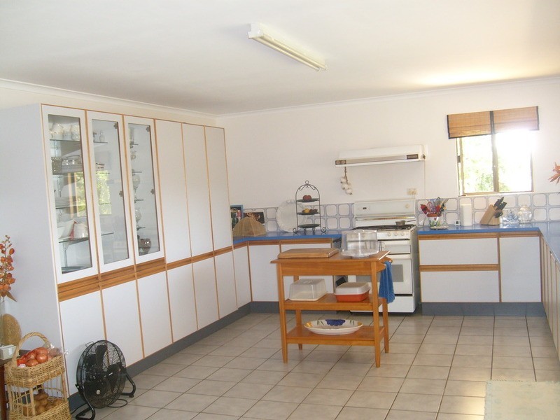 8049 Isis Highway, Dallarnil QLD 4621