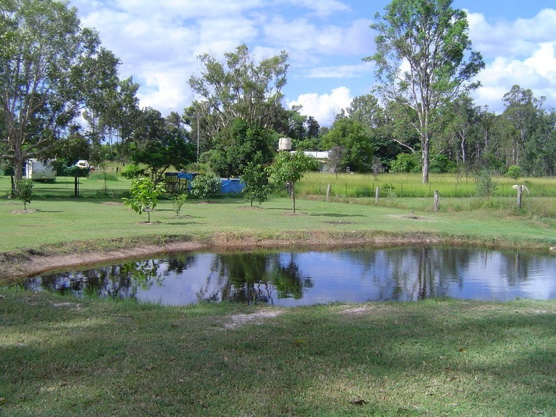 8 Whites Road, Horton QLD 4660