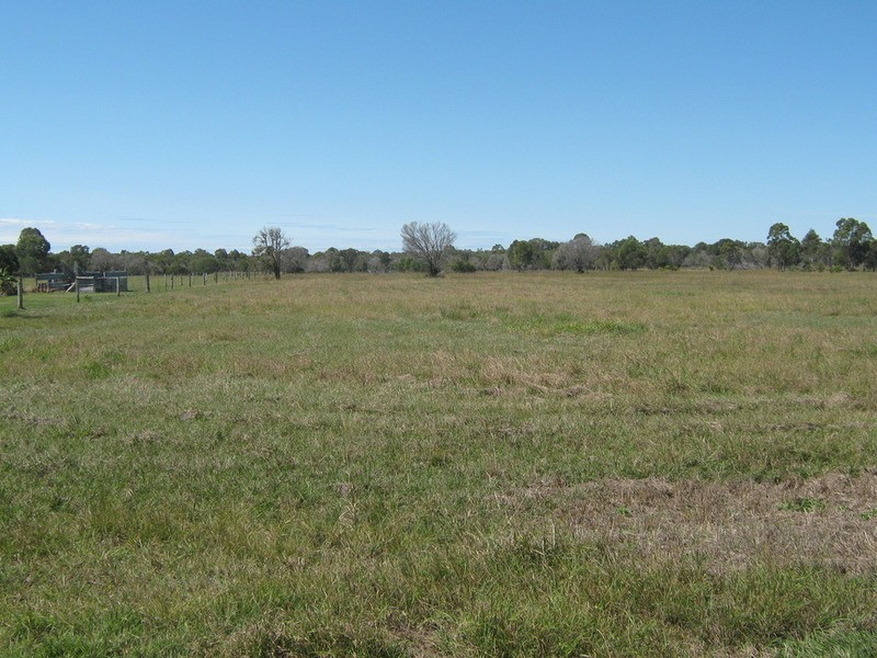 25 River Road, Buxton QLD 4660