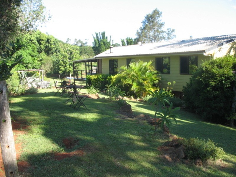 146 Thompson Road, Childers QLD 4660
