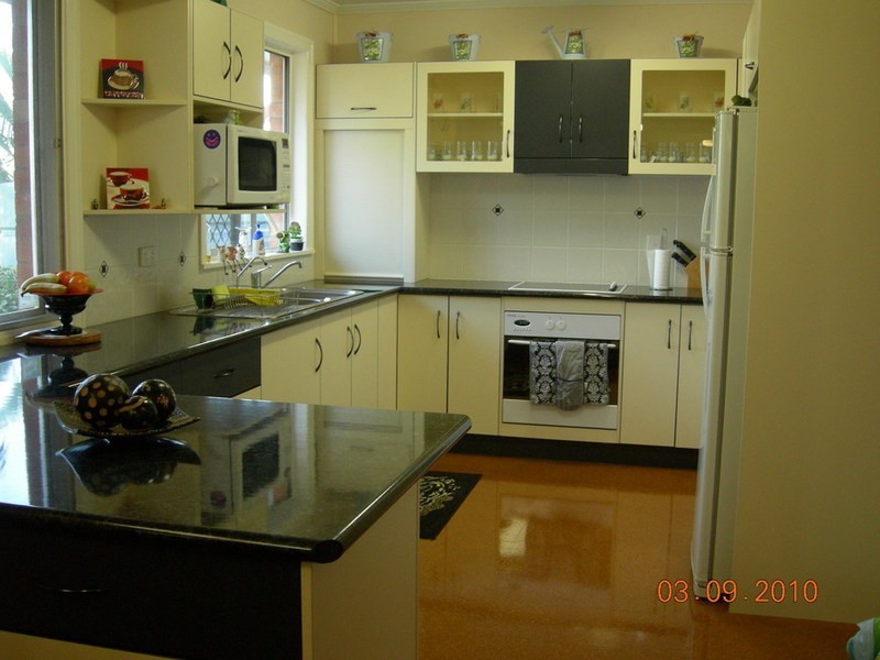 208 Churchill Street, Childers QLD 4660