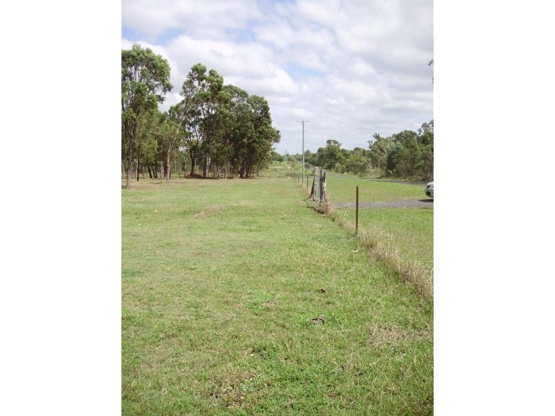 27 Gastons Road, Redridge QLD 4660
