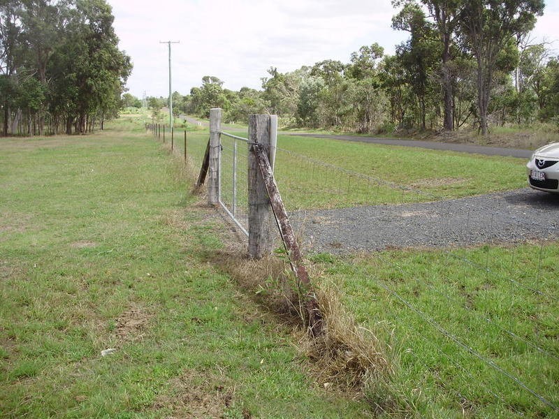 27 Gastons Road, Redridge QLD 4660