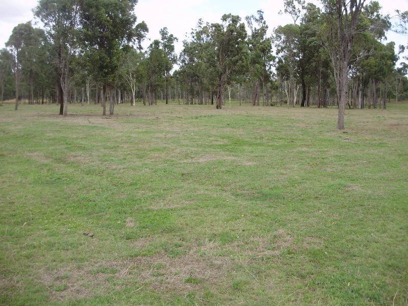 27 Gastons Road, Redridge QLD 4660
