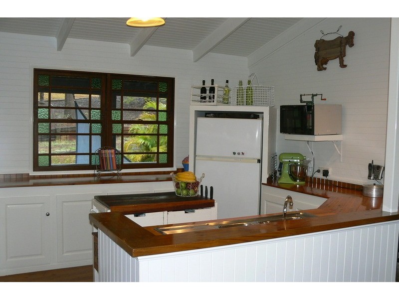 19 Old Creek Road, Childers QLD 4660