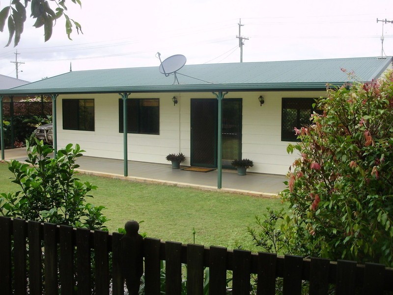 1 Canecutter Court, Childers QLD 4660
