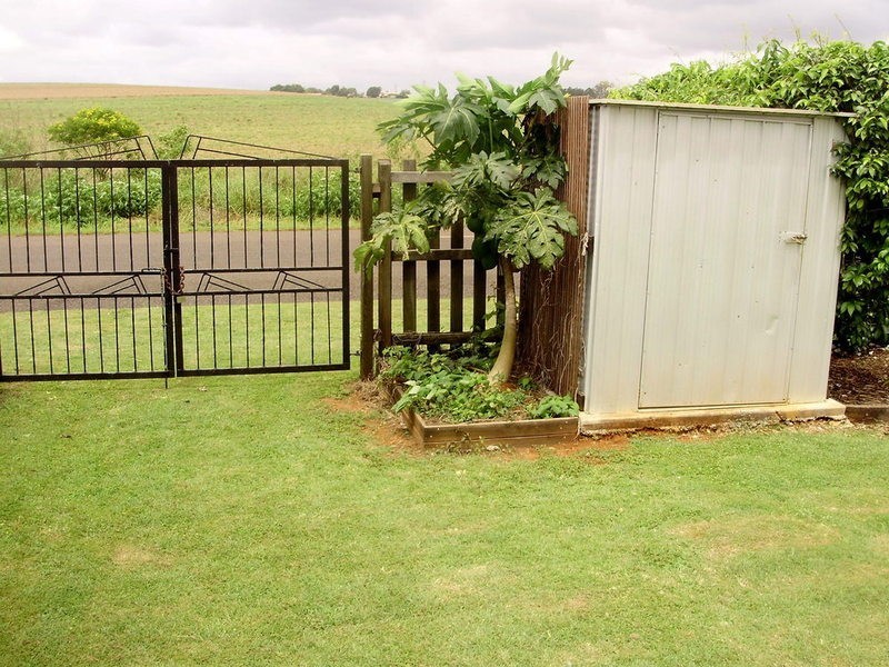 1 Canecutter Court, Childers QLD 4660