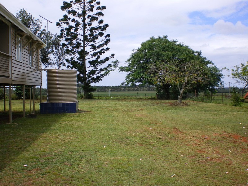 25 Churchill Street, Childers QLD 4660