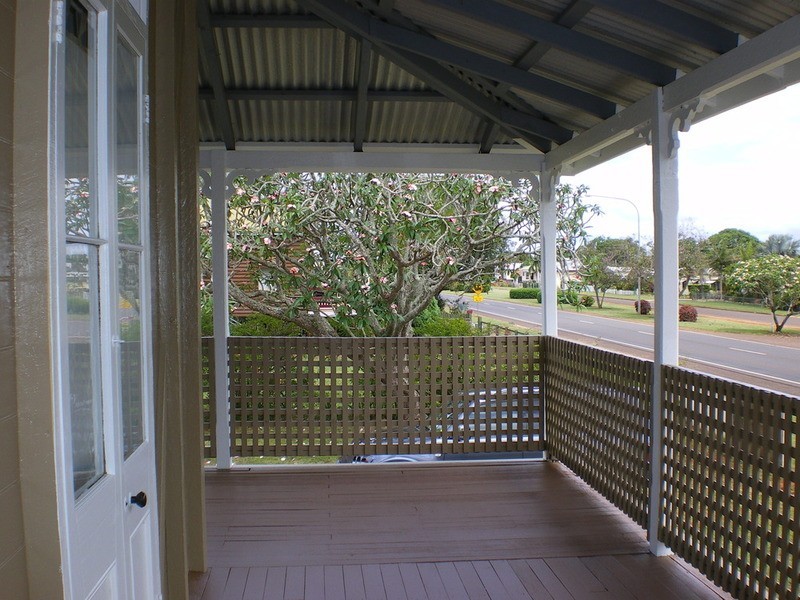 25 Churchill Street, Childers QLD 4660